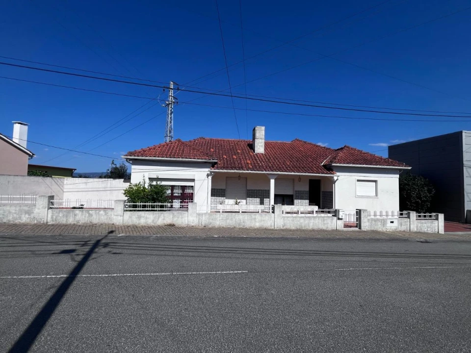 Moradia T4 para Venda em Albergaria-A-Velha Foto 13