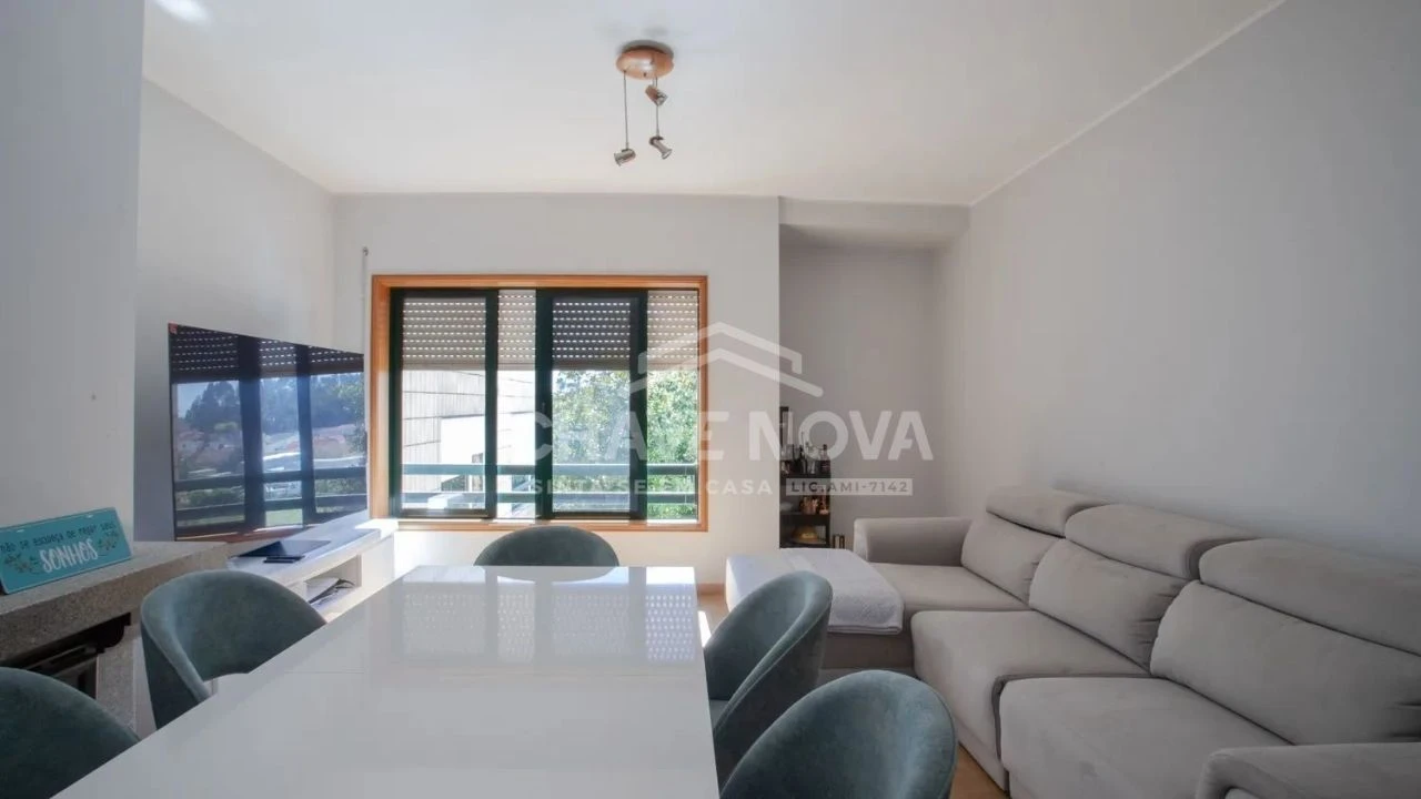 Apartamento T3 para Venda em Lourosa Foto 2