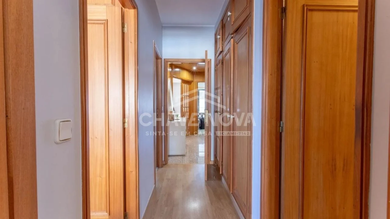Apartamento T3 para Venda em Lourosa Foto 9