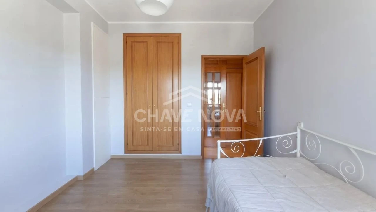 Apartamento T3 para Venda em Lourosa Foto 7