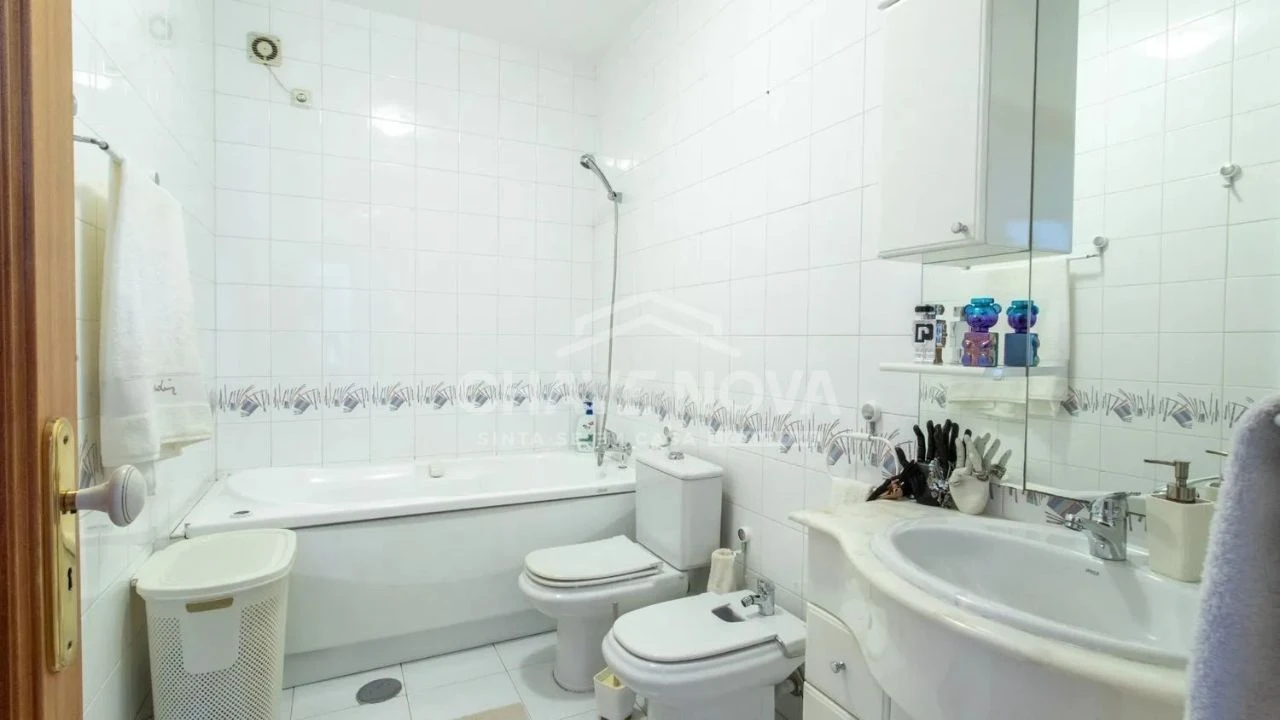 Apartamento T3 para Venda em Lourosa Foto 18