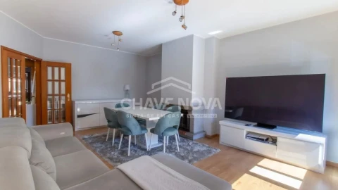 Apartamento T3 para Venda em Lourosa