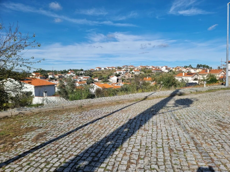 Terreno para Venda em Casas de Soeiro Foto 15