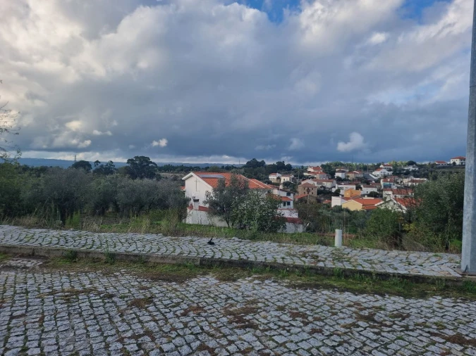 Terreno para Venda em Casas de Soeiro Foto 2
