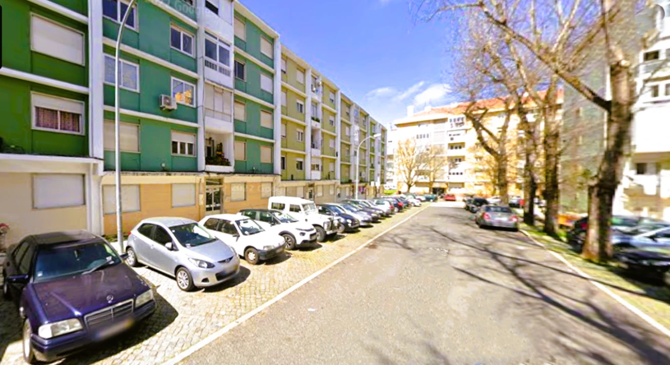Apartamento T2 para Venda em Lisboa Foto 2