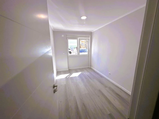 Apartamento T2 para Venda em Lisboa Foto 4