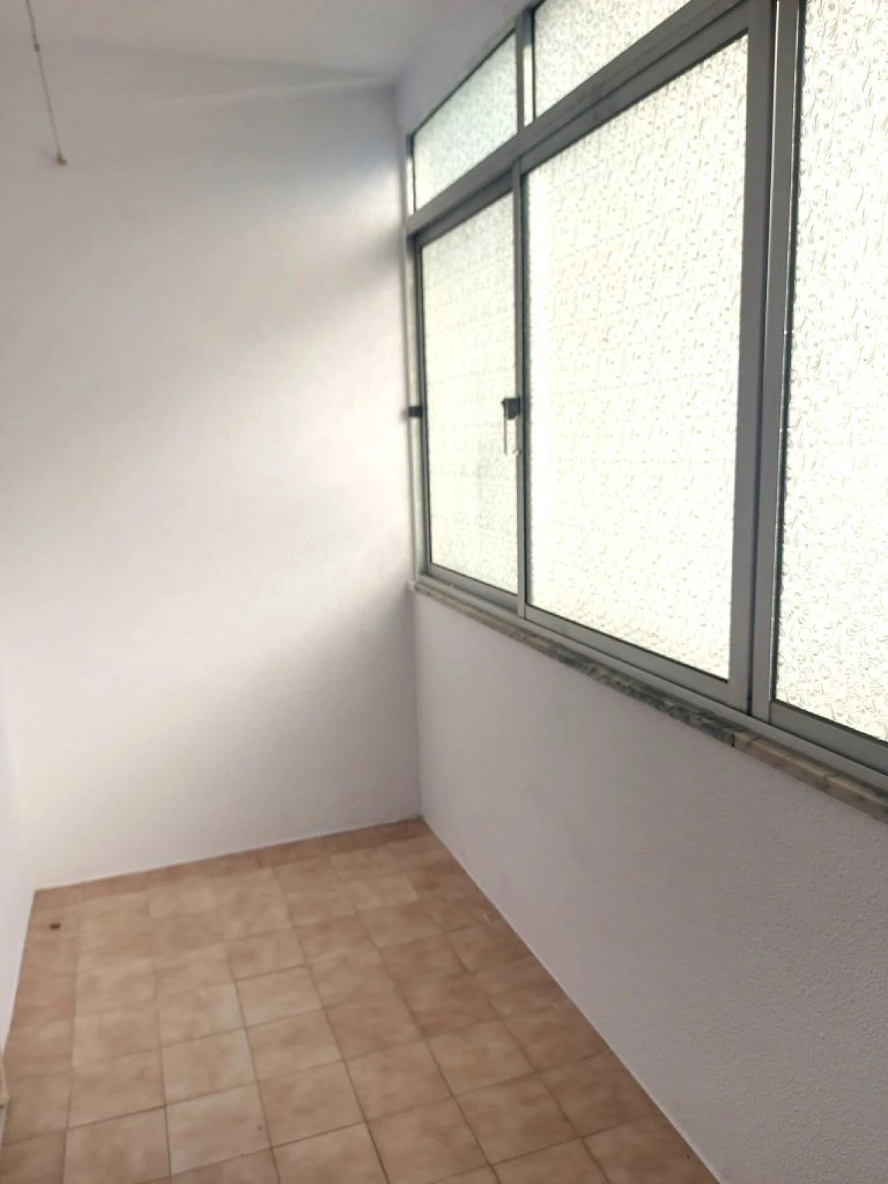 Apartamento T1 para Arrendamento em Corroios Foto 3