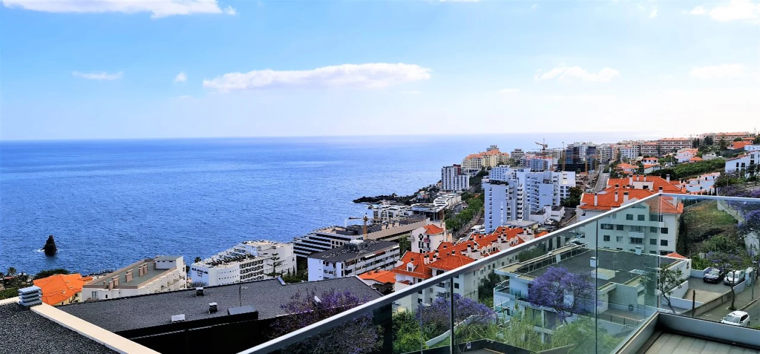 Apartamento T3 para Arrendamento em Funchal Foto 4