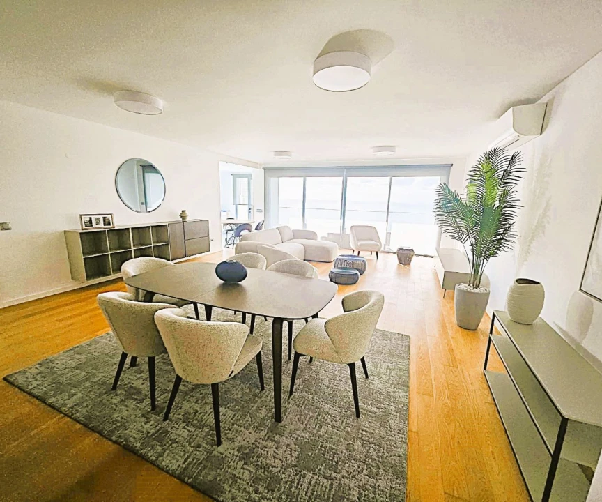 Apartamento T3 para Arrendamento em Funchal Foto 8