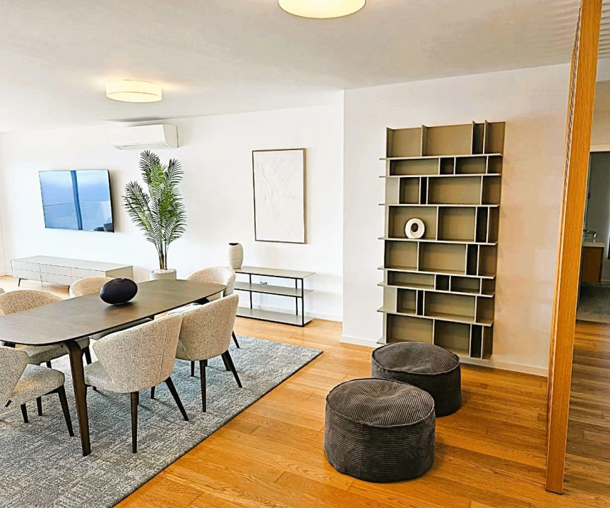 Apartamento T3 para Arrendamento em Funchal Foto 12