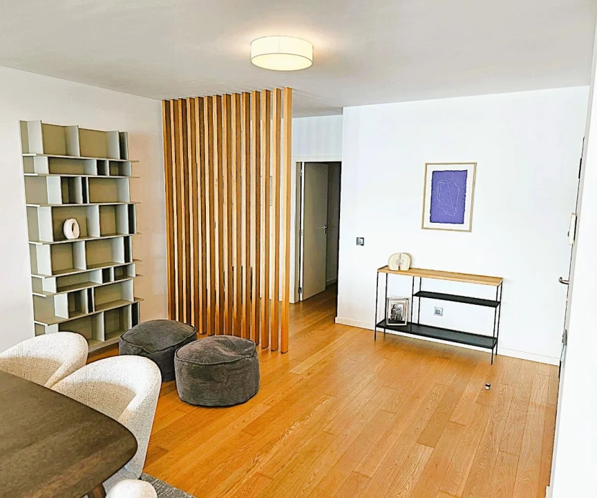 Apartamento T3 para Arrendamento em Funchal Foto 13