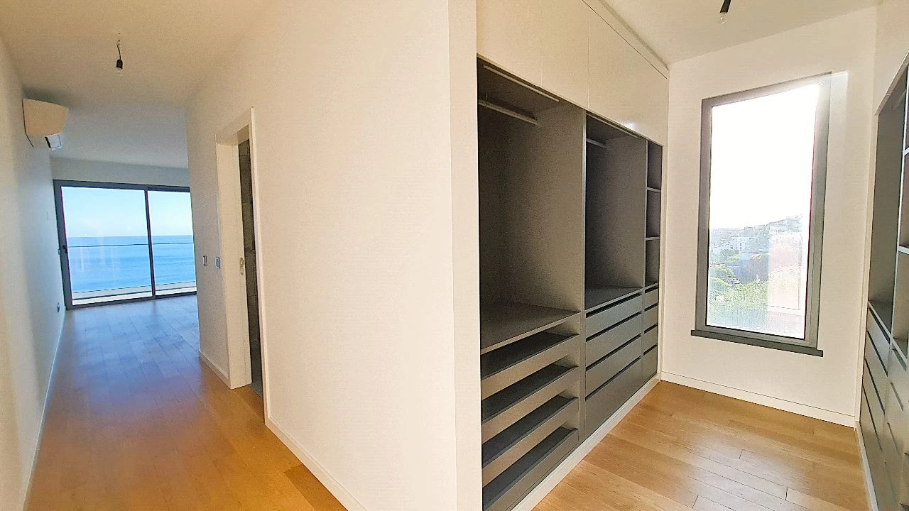 Apartamento T3 para Arrendamento em Funchal Foto 11