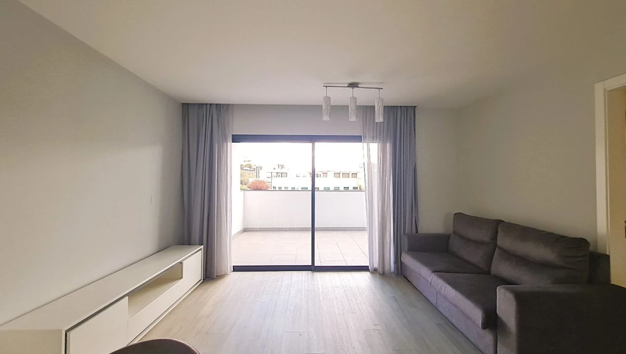 Apartamento T1 para Venda em Funchal Foto 4