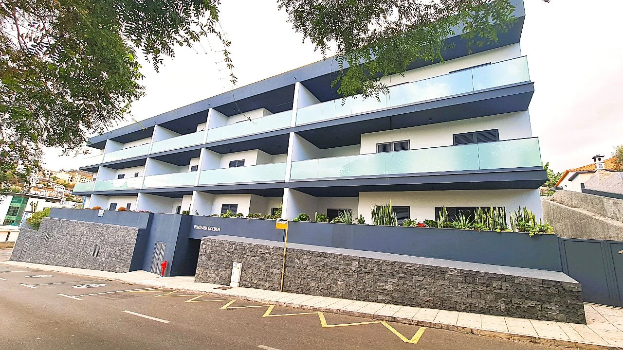 Apartamento T1 para Venda em Funchal Foto 1