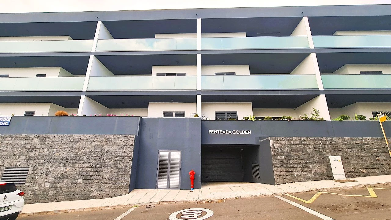 Apartamento T1 para Venda em Funchal Foto 2