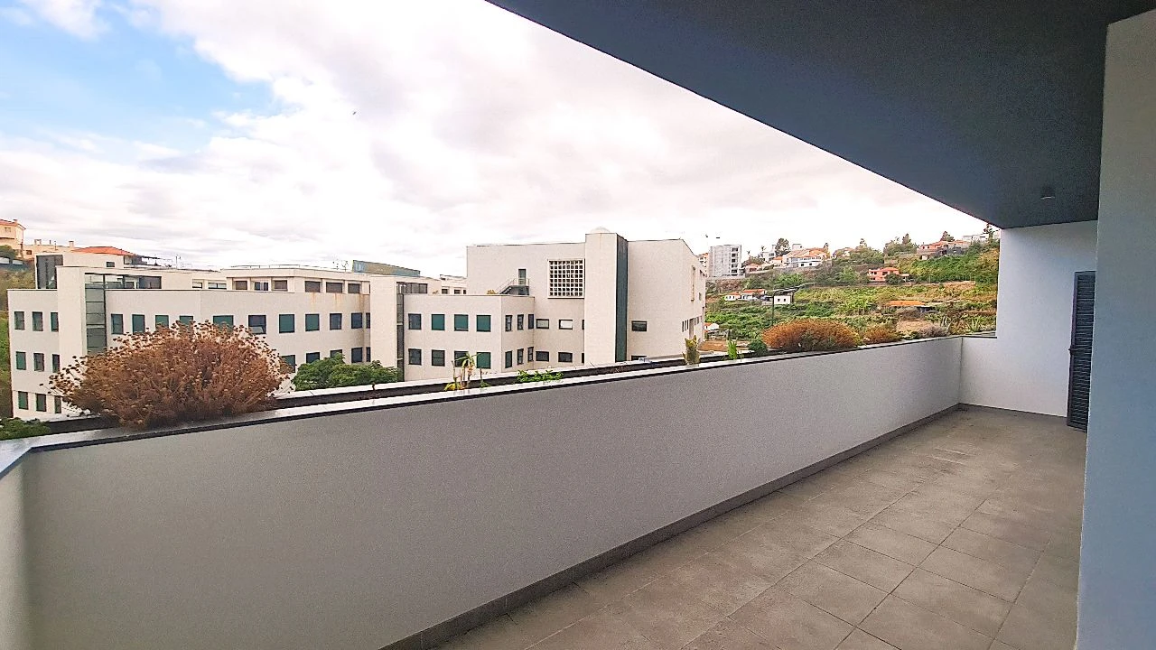 Apartamento T1 para Venda em Funchal Foto 20