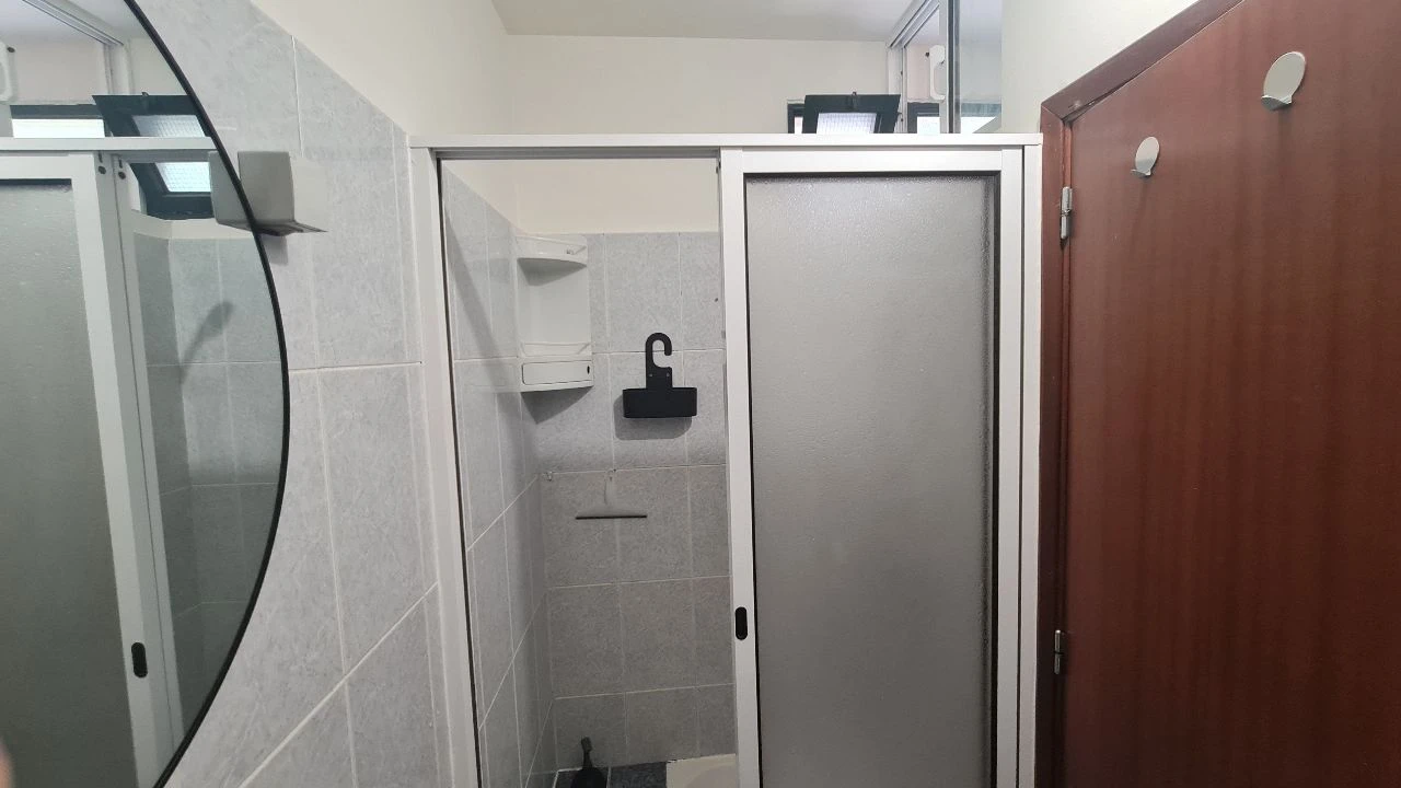 Apartamento T2 para Arrendamento em Funchal Foto 12