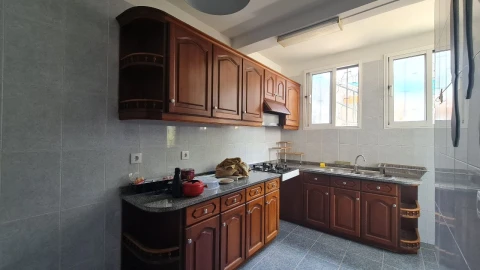 Apartamento T2 para Arrendamento em Funchal