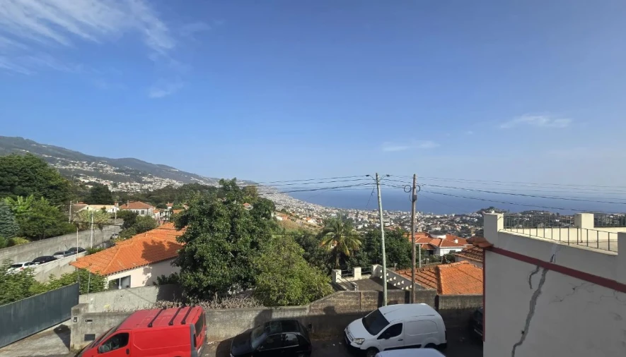 Moradia T4 para Venda em Funchal Foto 27
