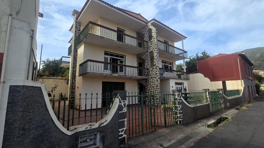 Moradia T4 para Venda em Funchal
