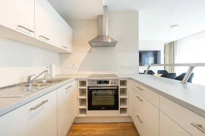 Apartamento T3 para Arrendamento em São João do Estoril