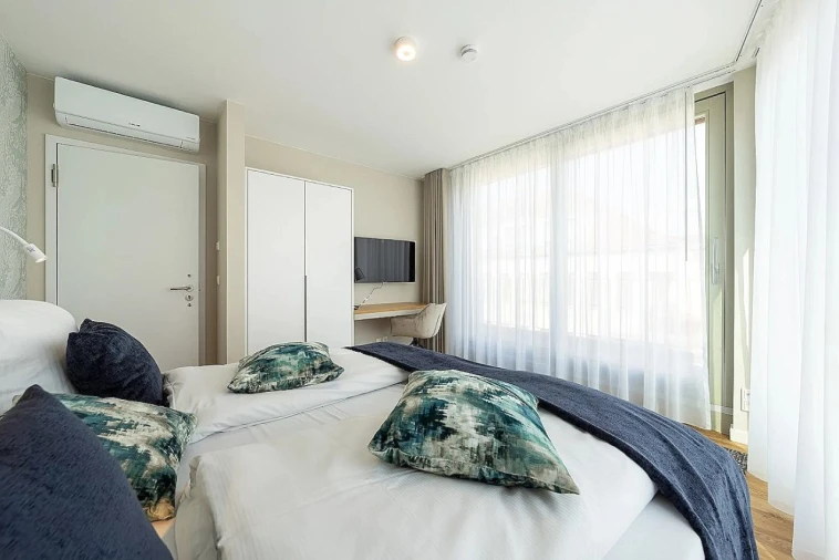 Apartamento T3 para Arrendamento em São João do Estoril Foto 8