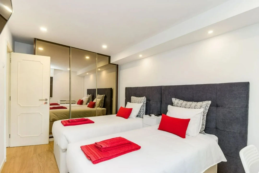 Apartamento T3 para Arrendamento em Amadora Foto 24