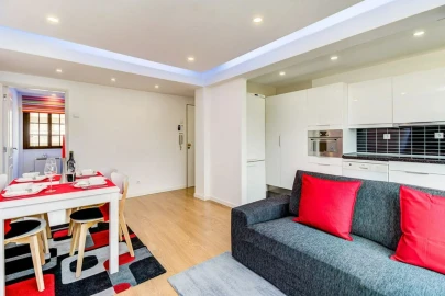 Apartamento T3 para Arrendamento em Amadora