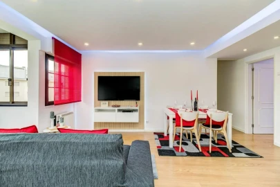 Apartamento T3 para Arrendamento em Amadora