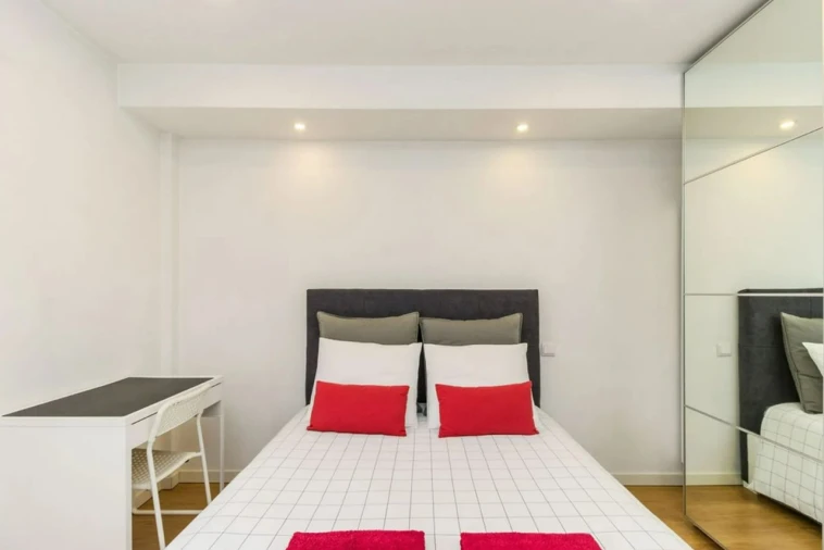 Apartamento T3 para Arrendamento em Amadora Foto 7