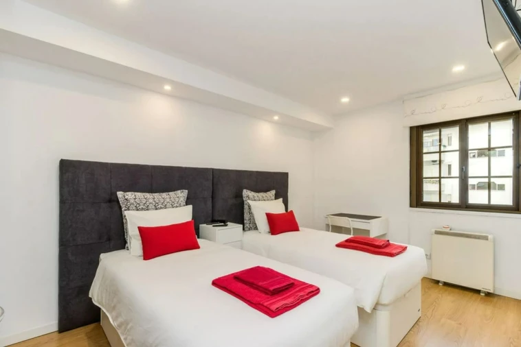 Apartamento T3 para Arrendamento em Amadora Foto 20
