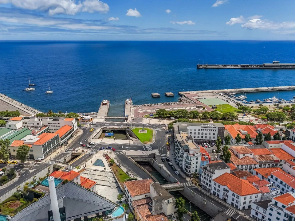 Prédio para Venda em Funchal Foto 3