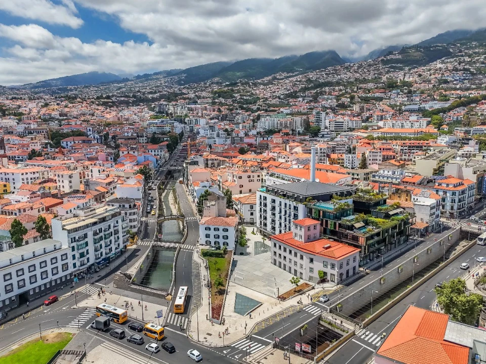 Prédio para Venda em Funchal Foto 6