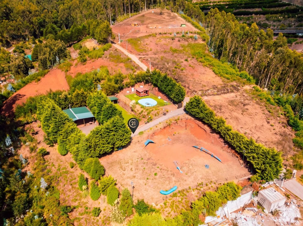 Terreno para Venda em Funchal Foto 32