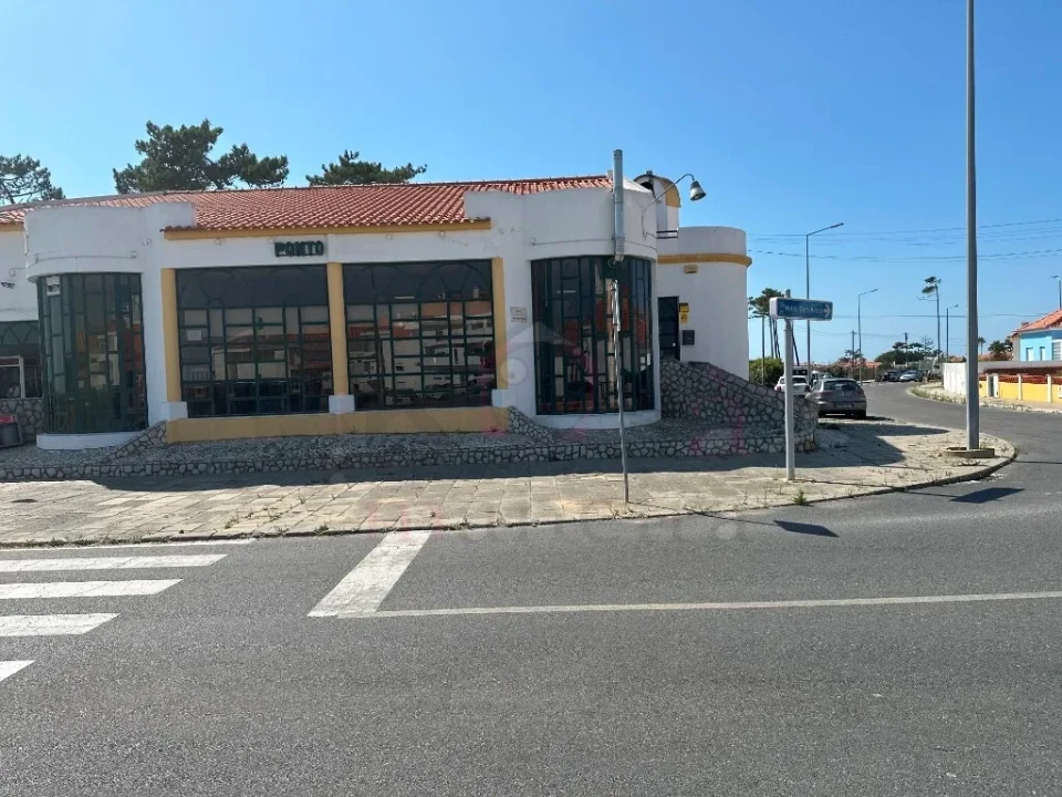 Prédio para Venda em Sines Foto 4