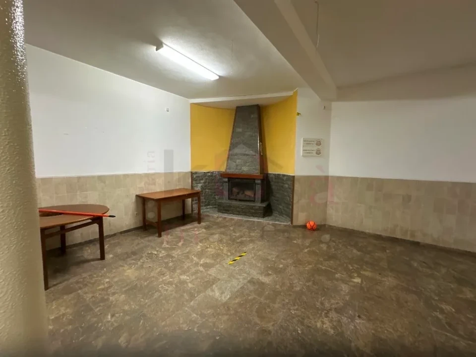 Prédio para Venda em Sines Foto 23
