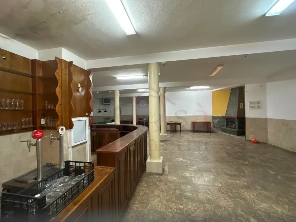 Prédio para Venda em Sines Foto 26