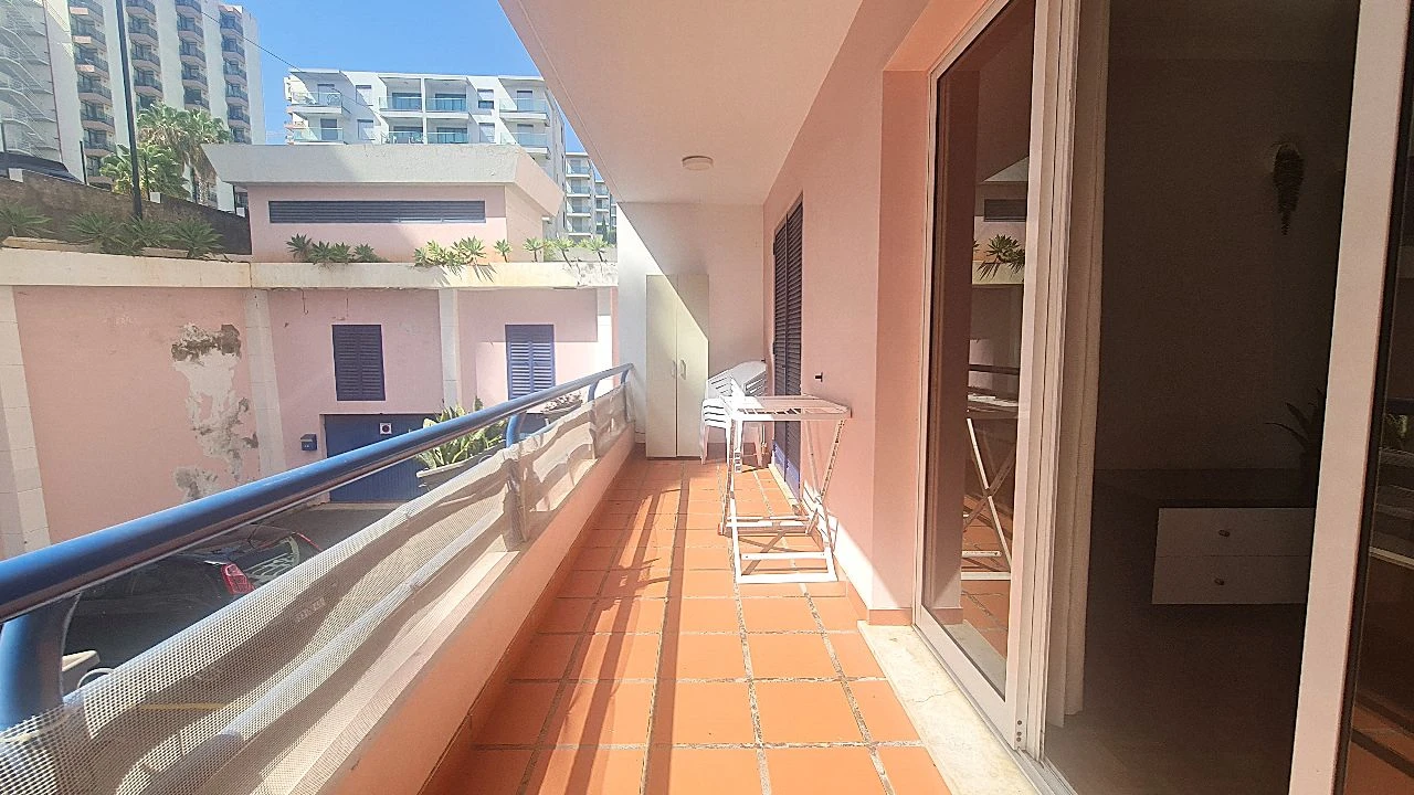 Apartamento T1 para Arrendamento em Funchal Foto 11