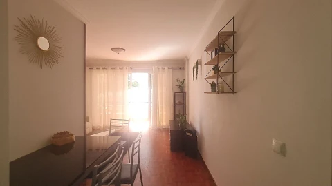 Apartamento T1 para Arrendamento em Funchal
