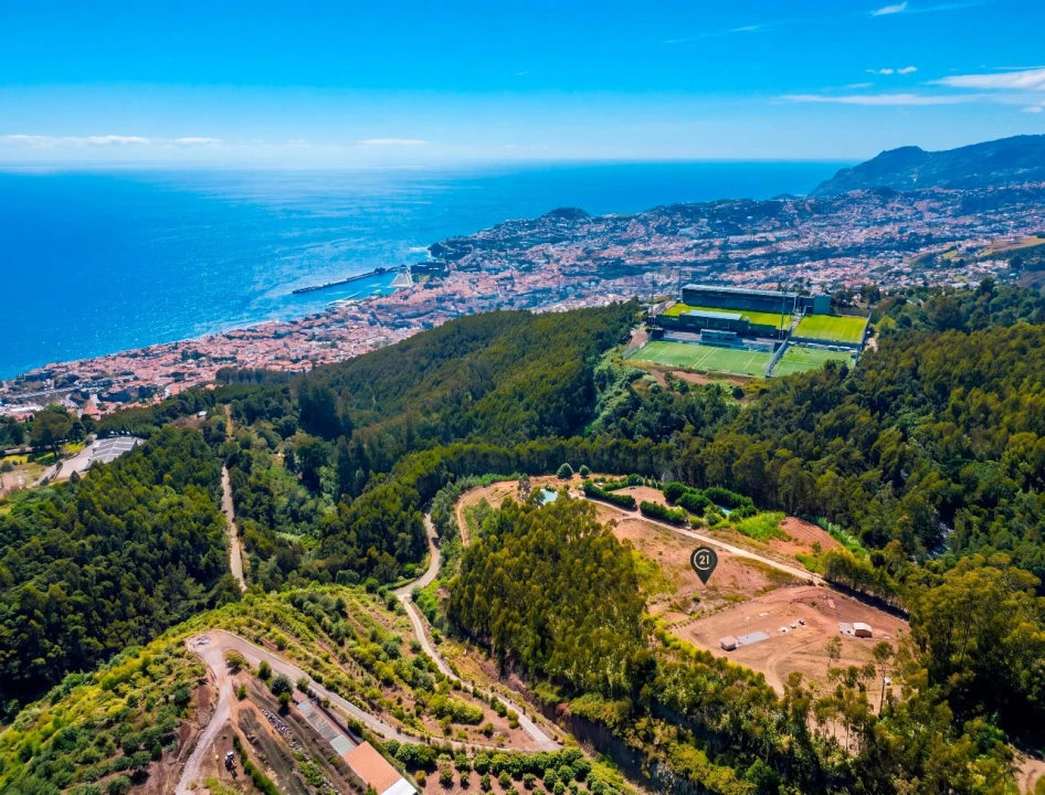 Terreno para Venda em Funchal Foto 7