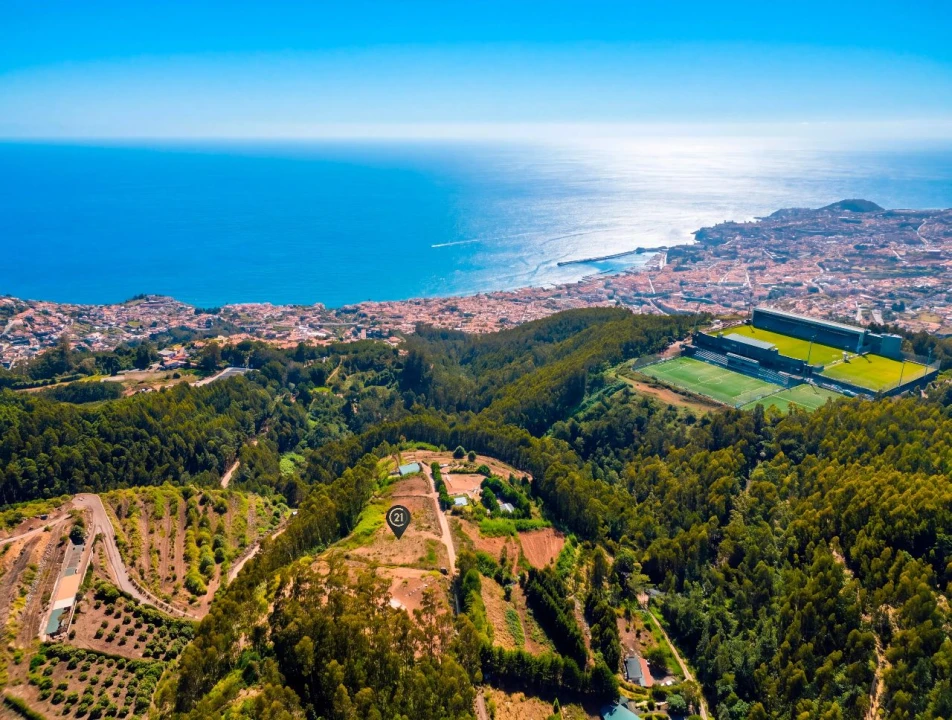 Terreno para Venda em Funchal Foto 10