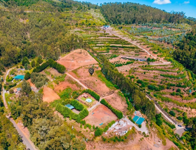 Terreno para Venda em Funchal Foto 11