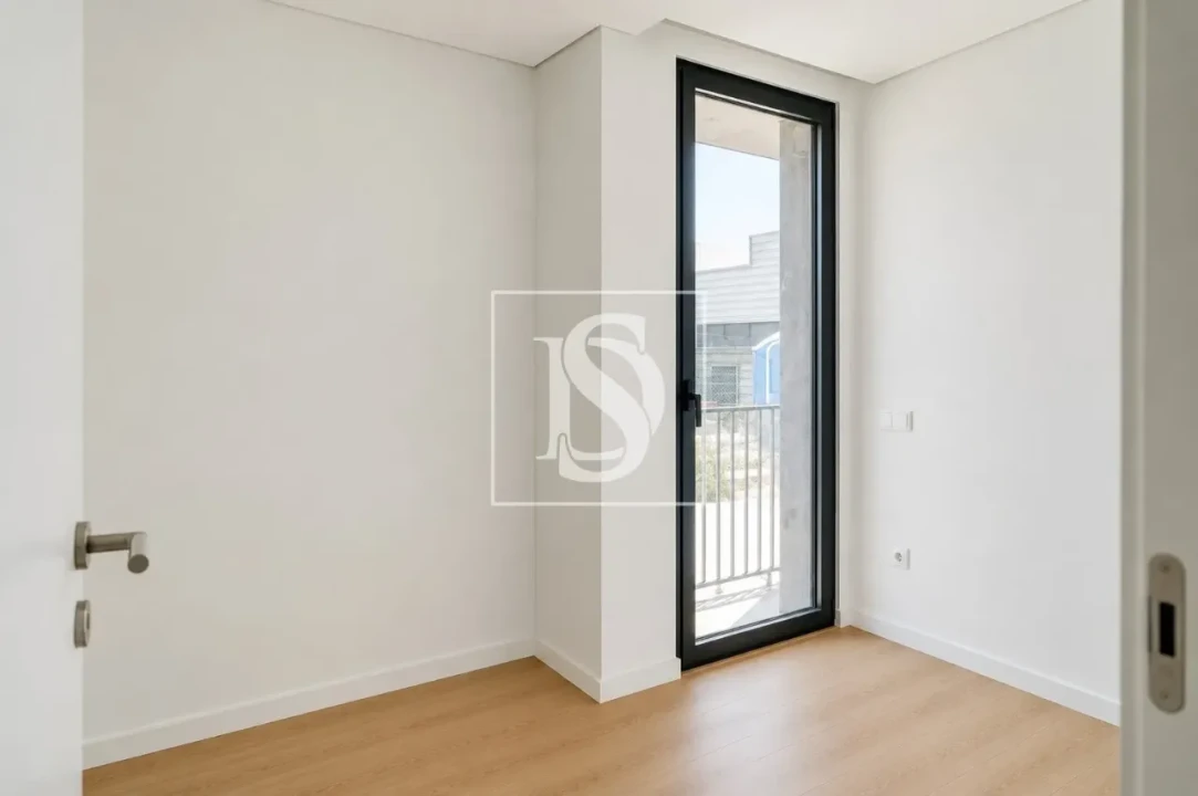 Apartamento T2 para Venda em Barcelos Foto 7