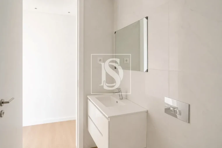 Apartamento T2 para Venda em Barcelos Foto 4