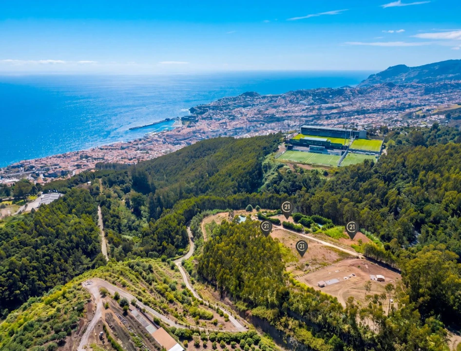 Terreno para Venda em Funchal Foto 18