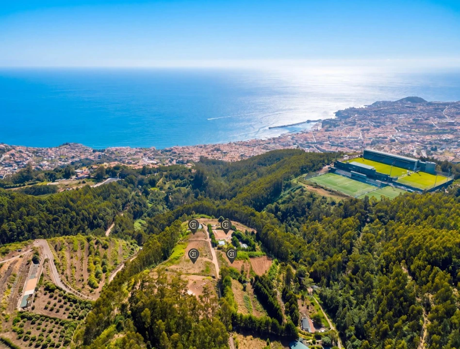 Terreno para Venda em Funchal Foto 19