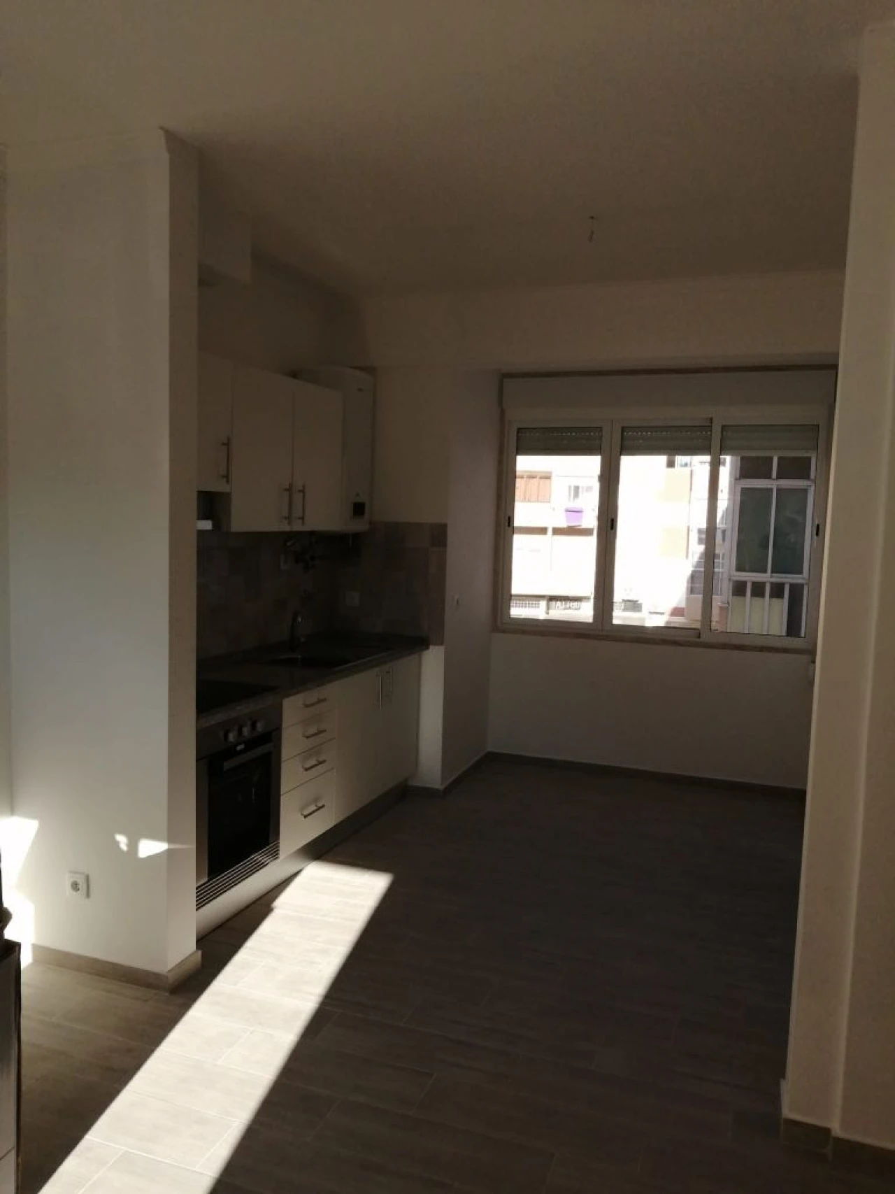 Apartamento T3 para Arrendamento em Forte da Casa Foto 3