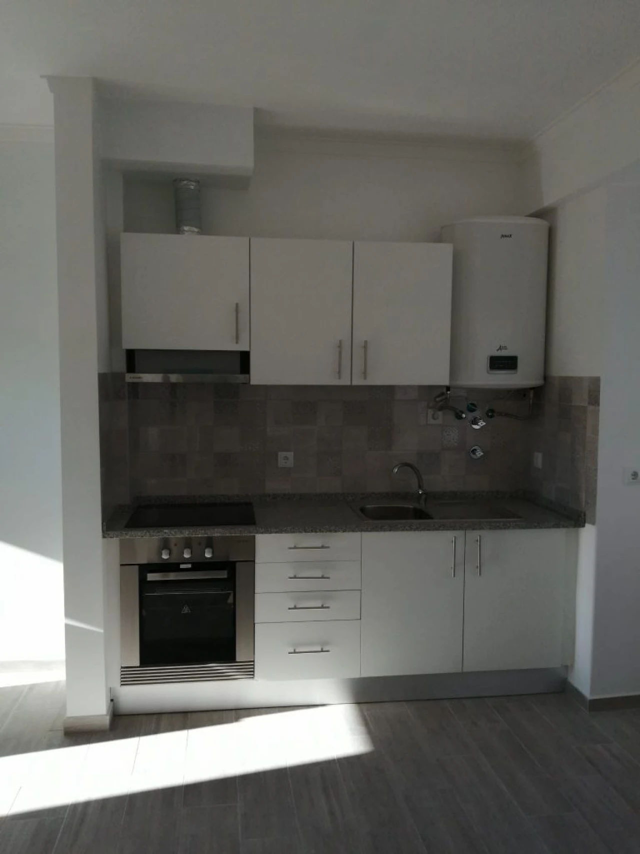 Apartamento T3 para Arrendamento em Forte da Casa Foto 7