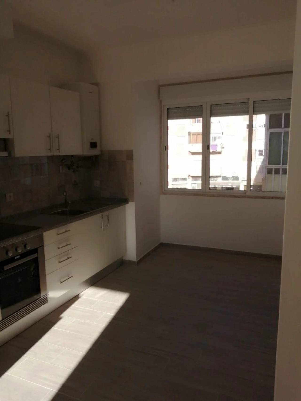 Apartamento T3 para Arrendamento em Forte da Casa Foto 33