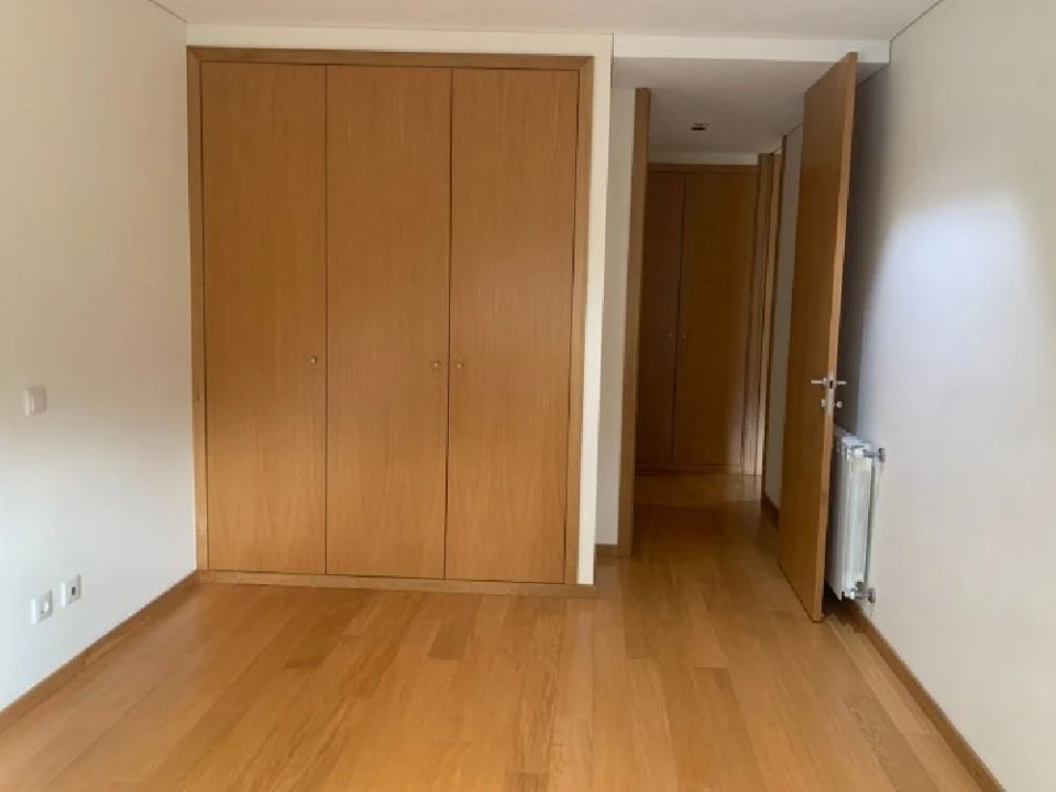 Apartamento T1 para Arrendamento em Maia Foto 12